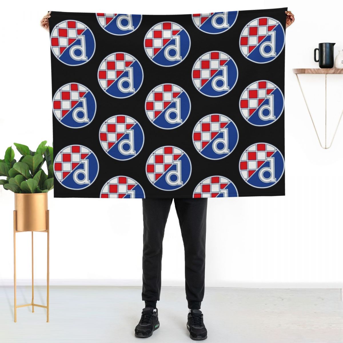 Dinamo Zagreb Throw Blanket De - Home Decor Zagreb ulasan dan harga